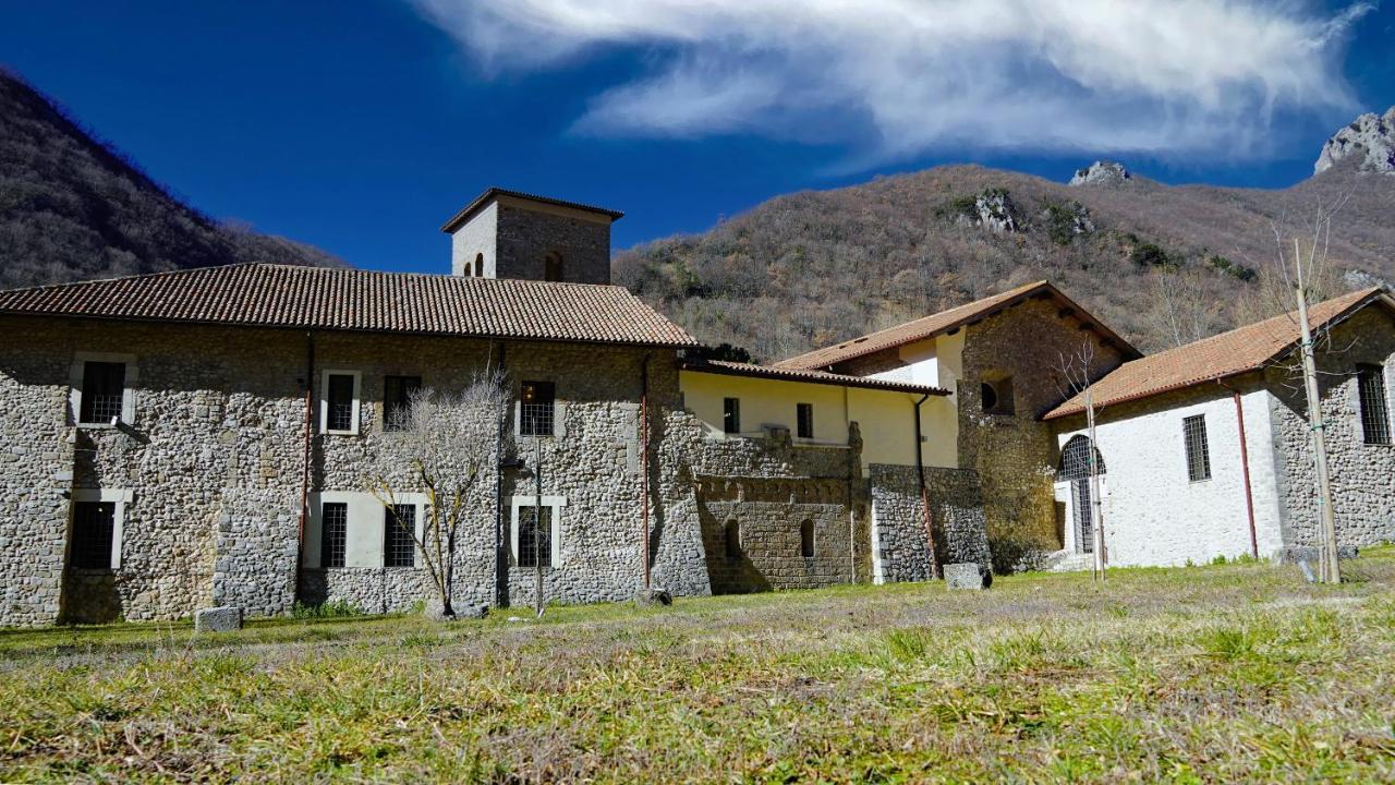 Abbazia Ss. Quirico E Giulitta Hotel Micigliano Eksteriør billede