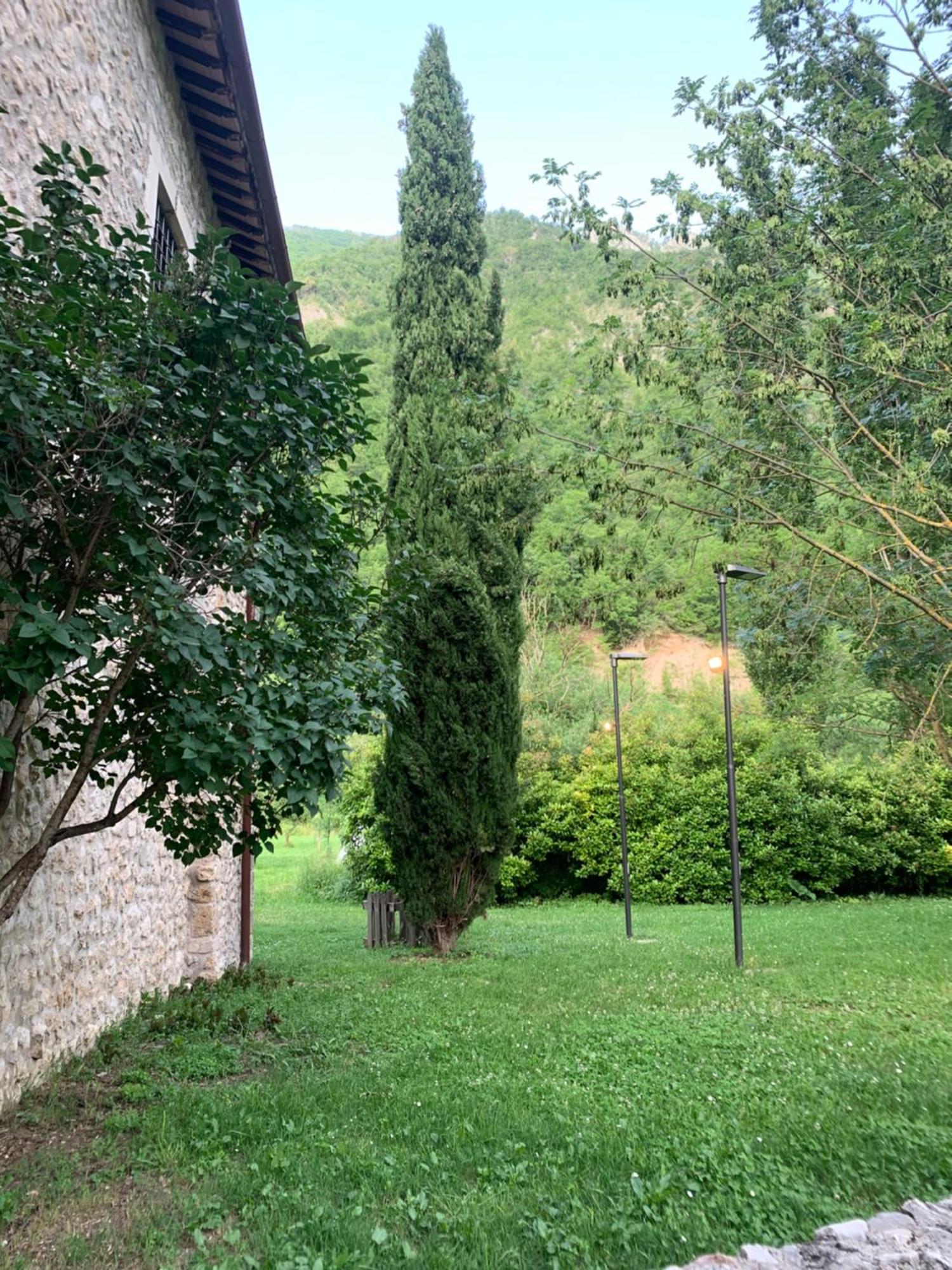 Abbazia Ss. Quirico E Giulitta Hotel Micigliano Eksteriør billede